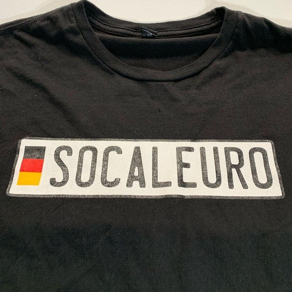 District Very Important Tee | SoCal Euro Black T-Shirt - Picture 4 of 8